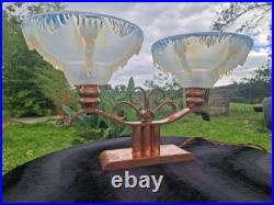 Lampe double Art Déco Ezan France en verre opalescent et cuivre