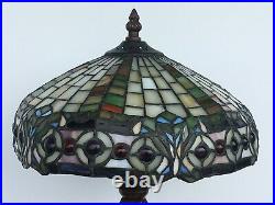 Lampe moderne de table style Tiffany abat-jour mosaïque en verre coloré