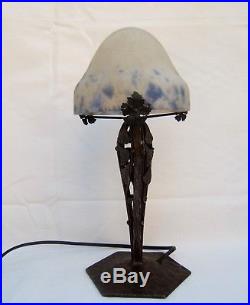 Lampe pied en fer forgé globe pâte de verre Ginko Biloba Art Déco style Brandt