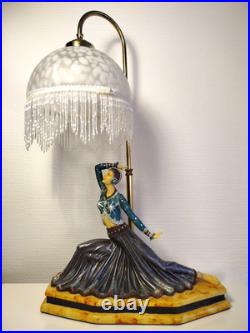 Lampe style art déco danseuse Clara inspiré de l'oeuvre de Demetre Chiparus