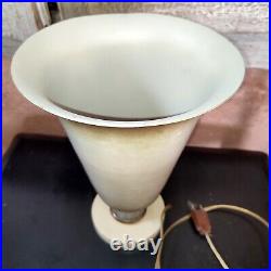 Lampe vase Art Deco Aluminium Laqué cuivre et tiges en verre