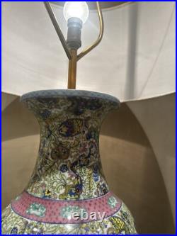 Lampe vintage porcelaine de limoge Signé piétement métal -Années 60 Style Longwy