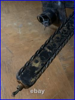 Lampe vintage tripode art deco fer forgé ferronnerie d'art signée FERRO ARTE