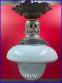 Lustre Ancien Art Deco Plafonnier Vintage Lampe Opaline circa 1930