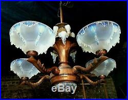 Lustre Suspension 5 Lampes Ezan 16 Verreries Opalescentes Art Deco Sabino