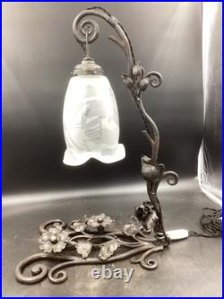 MULLER FRERES Lampe ART DÉCO Fer forgé et TULIPES 1920