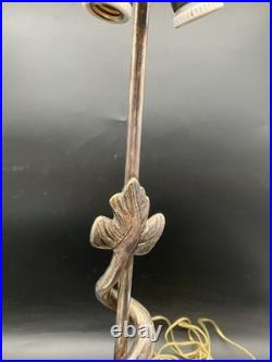 Magnifique pied de lampe sculptural vintage Dauphin en métal argenté Art Deco