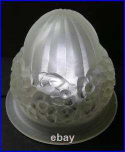 Obus globe Dôme verre pressé moulé Art Deco pour lampe Era Degue Muller