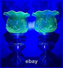 Ouraline Paire de Lampe pétrole cuivre Art Déco Oil Lamp Uranium Glass Vaseline