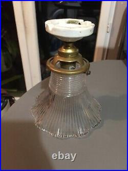 Paire GLOBES TULIPE PLAFONNIER VERRE Holophane ART DECO. Floral Vintage Lampe