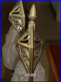 Paire de Lampe de bureau Art Déco en bronze tulipe en verre pressé signé Hubens