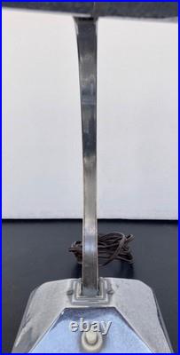 Petite lampe Pirouett Art Déco pied chromé