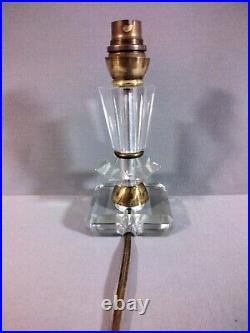 Pied de lampe chevet 20ème, cristal et métal doré dans le goût de Jacques Adnet