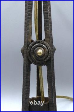 Pied de lampe fer forgé Art Déco Majorelle Dubois pour obus Muller Daum