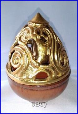 SUBLIME LAMPE BERGER de PIERRE CASENOVE BEIJING en bronze doré et grès
