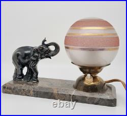 Signée GALLOT Ed? Très belle lampe art déco Eléphant en régule sur socle en ma