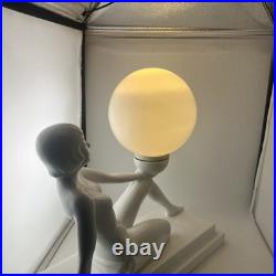 Sublime Lampe Vintage en Céramique et Opaline Design Femme Nue 1970s Art Déco