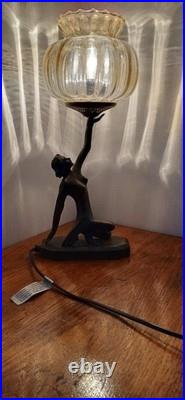 Superbe lampe art déco femme en régule-Globe verre-fonctionnelle