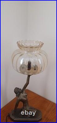 Superbe lampe art déco femme en régule-Globe verre-fonctionnelle