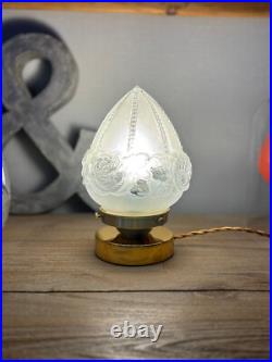 Superbe lampe globe en verre dépoli, motif perle et rose style Art déco