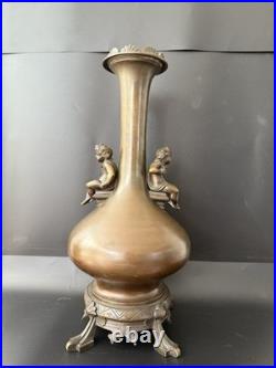 Superbe lampe-vase en bronze, Art déco / Art nouveau, XIXe siècle