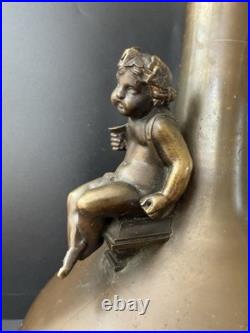 Superbe lampe-vase en bronze, Art déco / Art nouveau, XIXe siècle