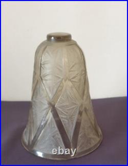 Verlys, très jolie lampe de table en fer forgé, art déco