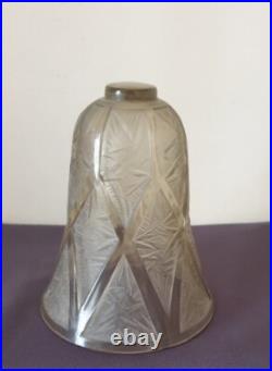 Verlys, très jolie lampe de table en fer forgé, art déco